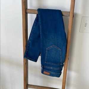 Abercrombie & Fitch Blue Jeggings with Classic Indigo Hue